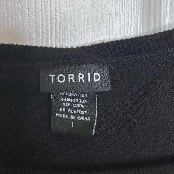 Torrid Black Lattice Front Crew Neck Long Sleeve Pullover Sweater - Picture 9 of 10